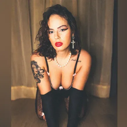 @mistressmeduza