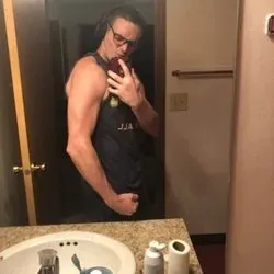 @jcoezycoe