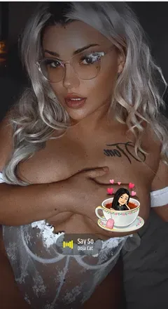 @m3owza