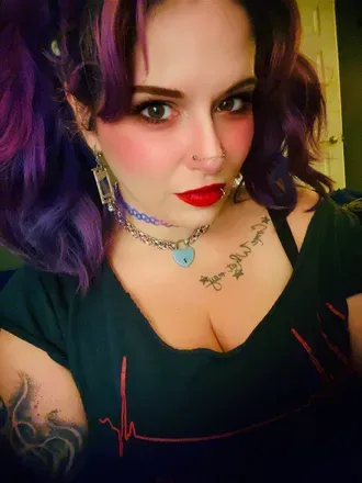 @nerdygothgirlfriend