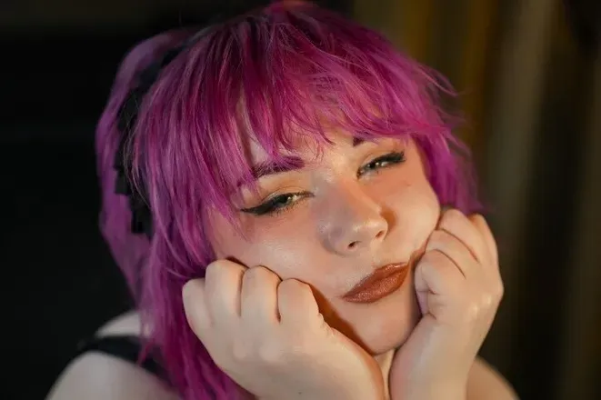@angel-lewd-cake