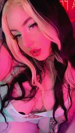 @missbijouuu