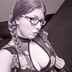 @skarlettjade