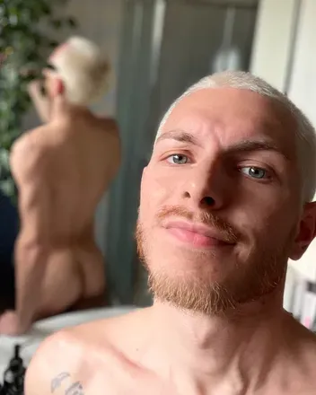 @mattiaholmes