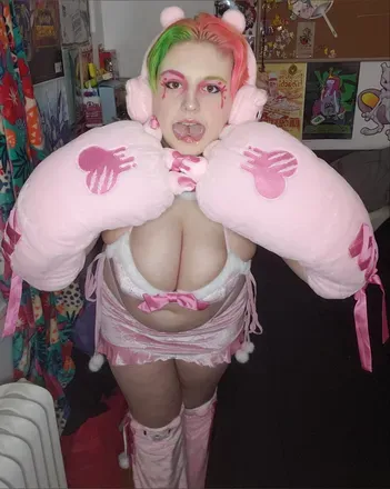 @gothgoddesshailey