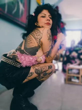 @juicyp3aches