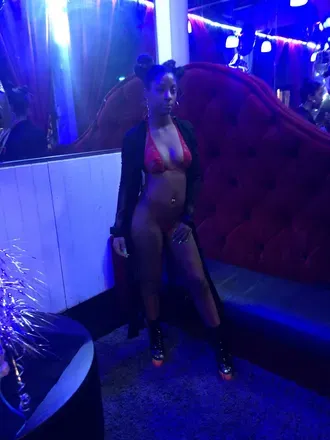 @strawberry_hennessy