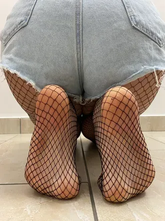 @glammfeet