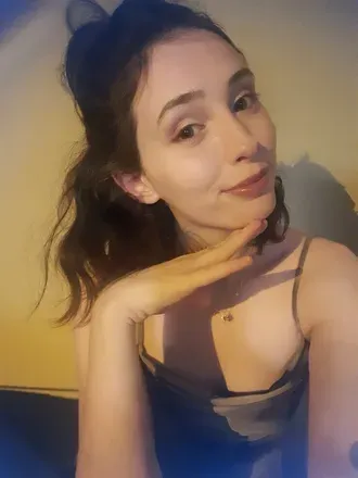 @lylacdoll