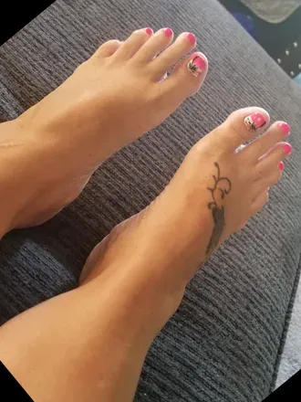 @longprettytoes4u