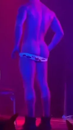 @alex-chippendales