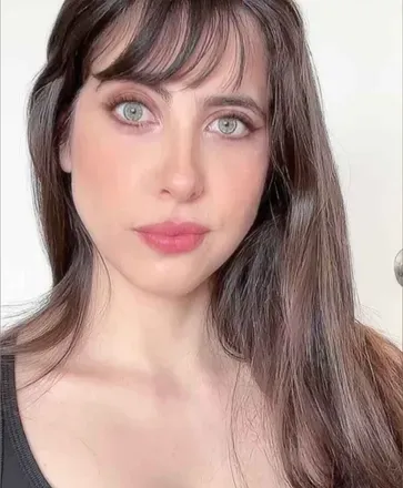 @queen.gal