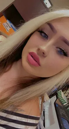 @elleebee