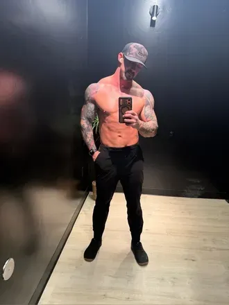 @loganchase28