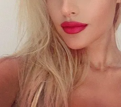 @ciarakaneexo