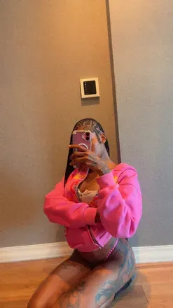 @naughtyamina