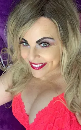@queendomcomedy
