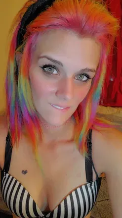 @kinkycandys