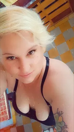 @freyacurvy