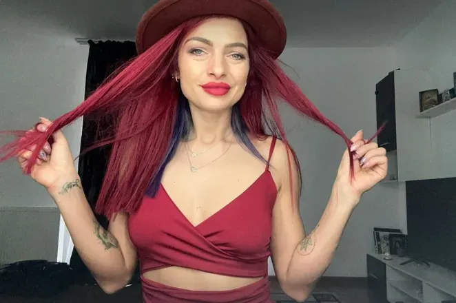 @realrubyross