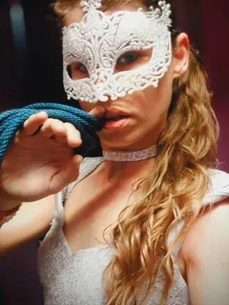 @switchnextdoor