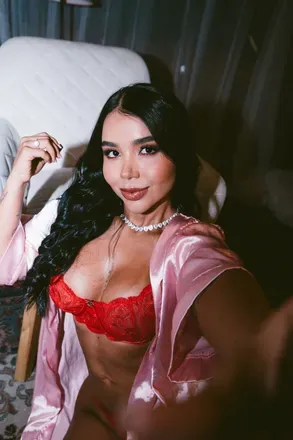 @angielorenaoficial