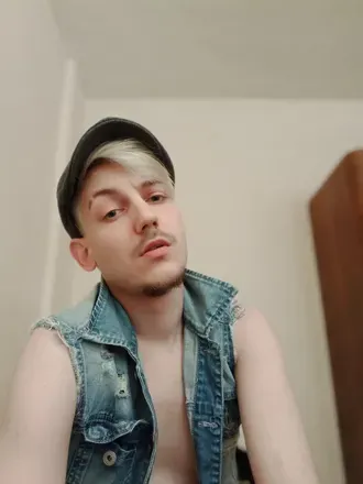 @av_lucifer