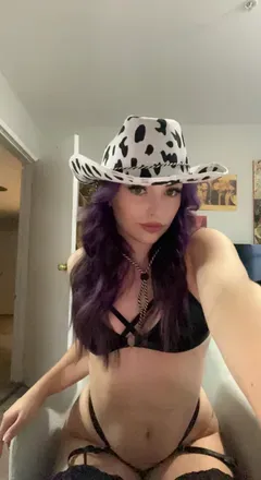 @makinitrayne
