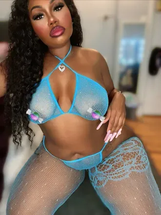 @thickassdolly