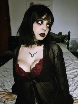 @cyber_nyxie