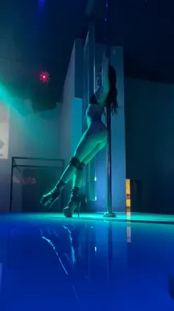 @florafaye