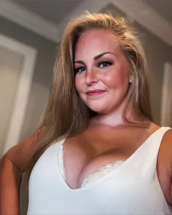 @megancgram