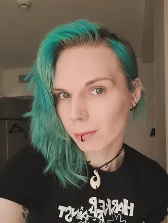 @queerlyinteresting