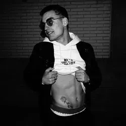 @daguado_25