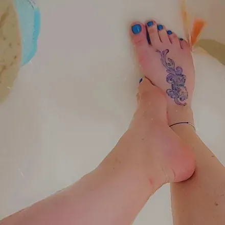 @kandy.foot.goddess