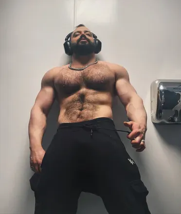 @theforrestryder