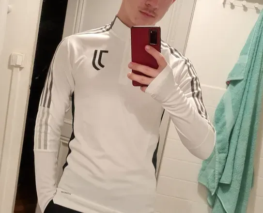 @kinky.wolfy