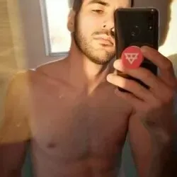 @johnaquen