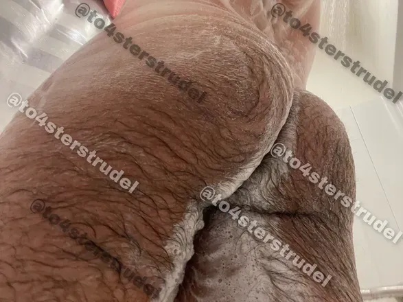 @to4ster_strudel