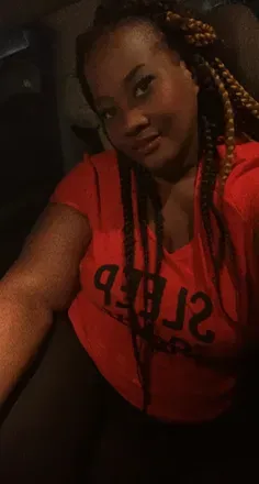 @misshoneybee35