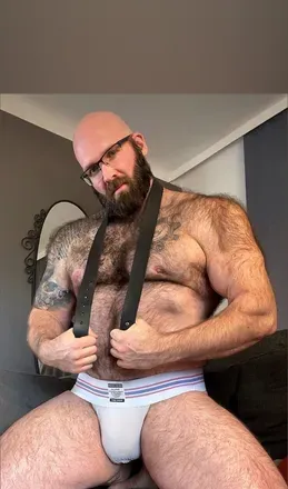 @hairy_musclebear