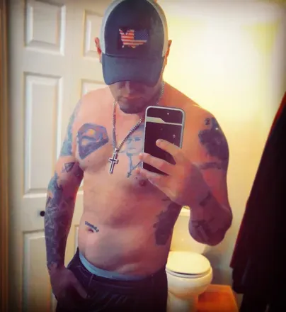 @mike.blue_eyes