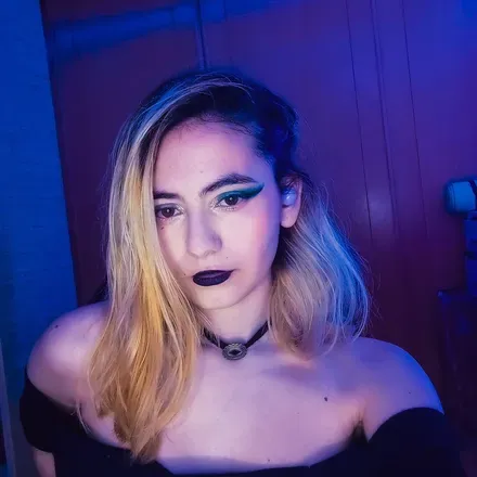 @evelyn_goddess