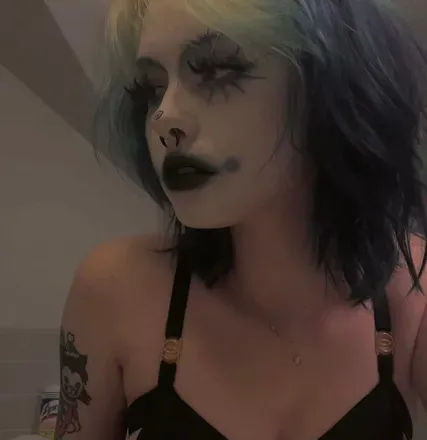 @redsuccubus