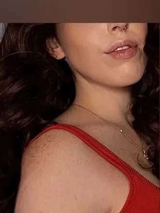 @megredhairxoxo