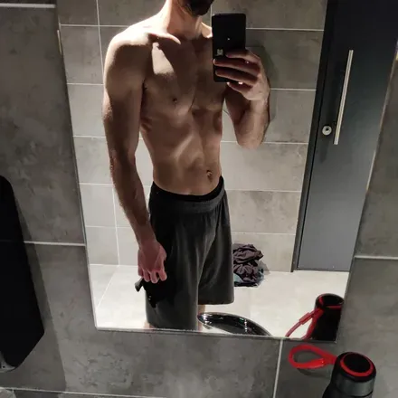 @ejohnfr