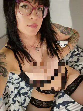 @dizzydora
