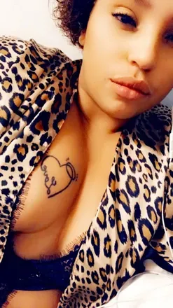 @u170455100