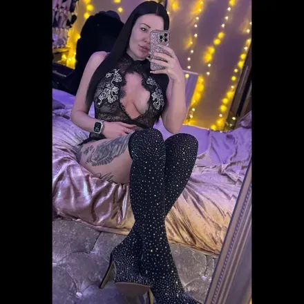 @kinkykandyxox