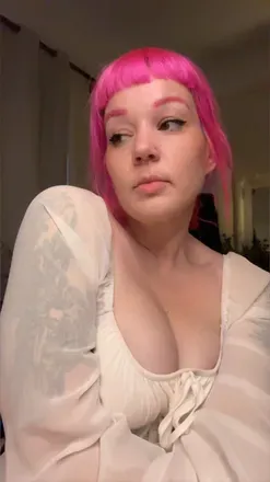 @curvyspaceprincess
